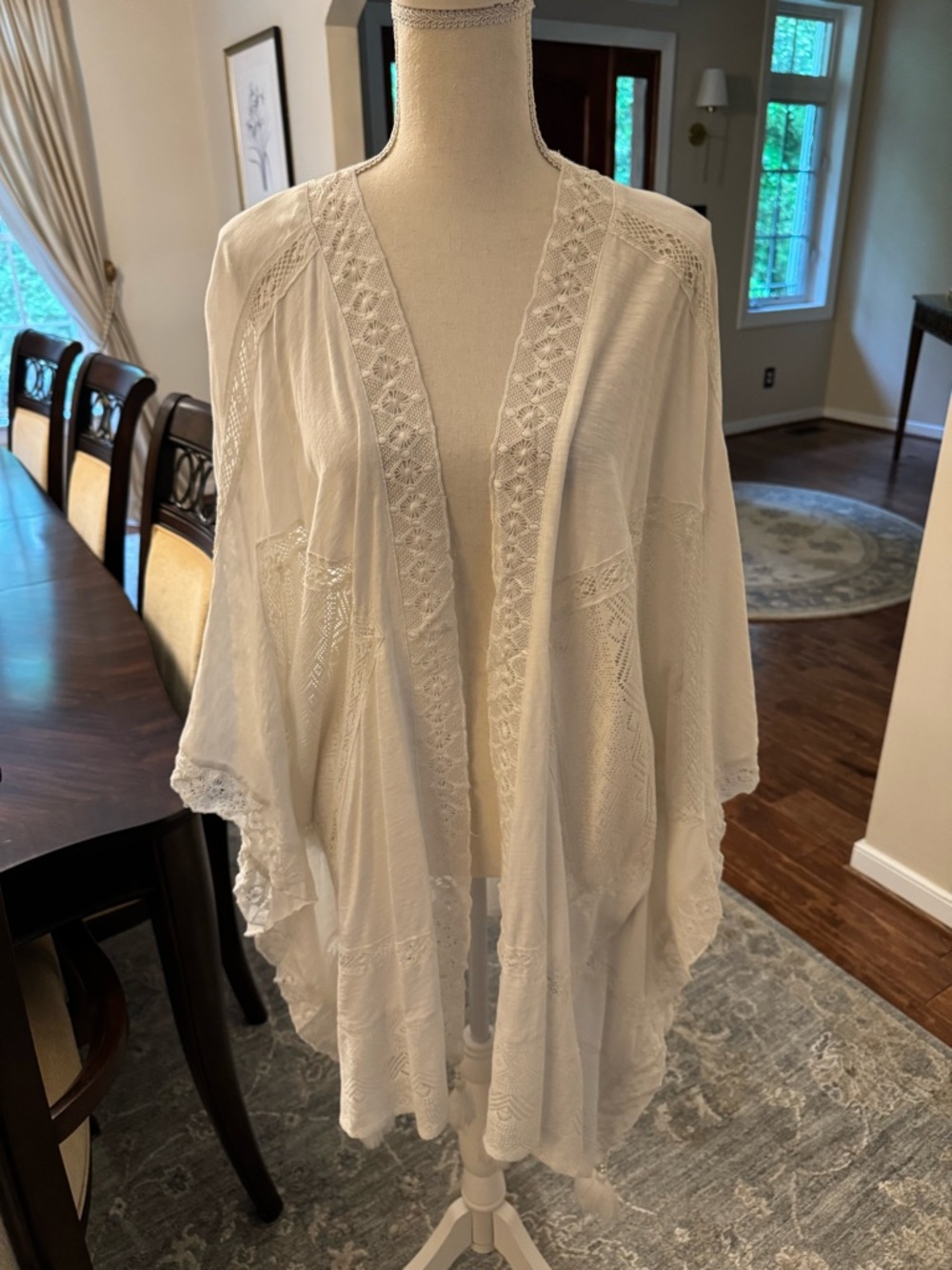 Soft Surroundings White Lace Trim Open Kimono/Cover-Up. Gorgeous Lace Detail S/M